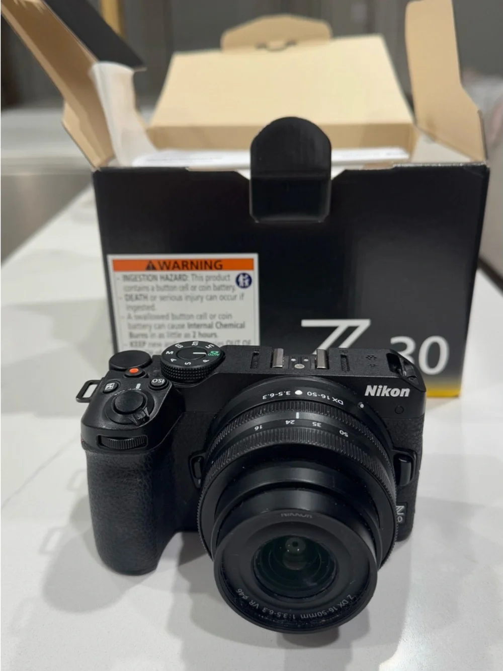 Nikon Z30 DX 16-50 Kit Box - Black with Yellow Logo